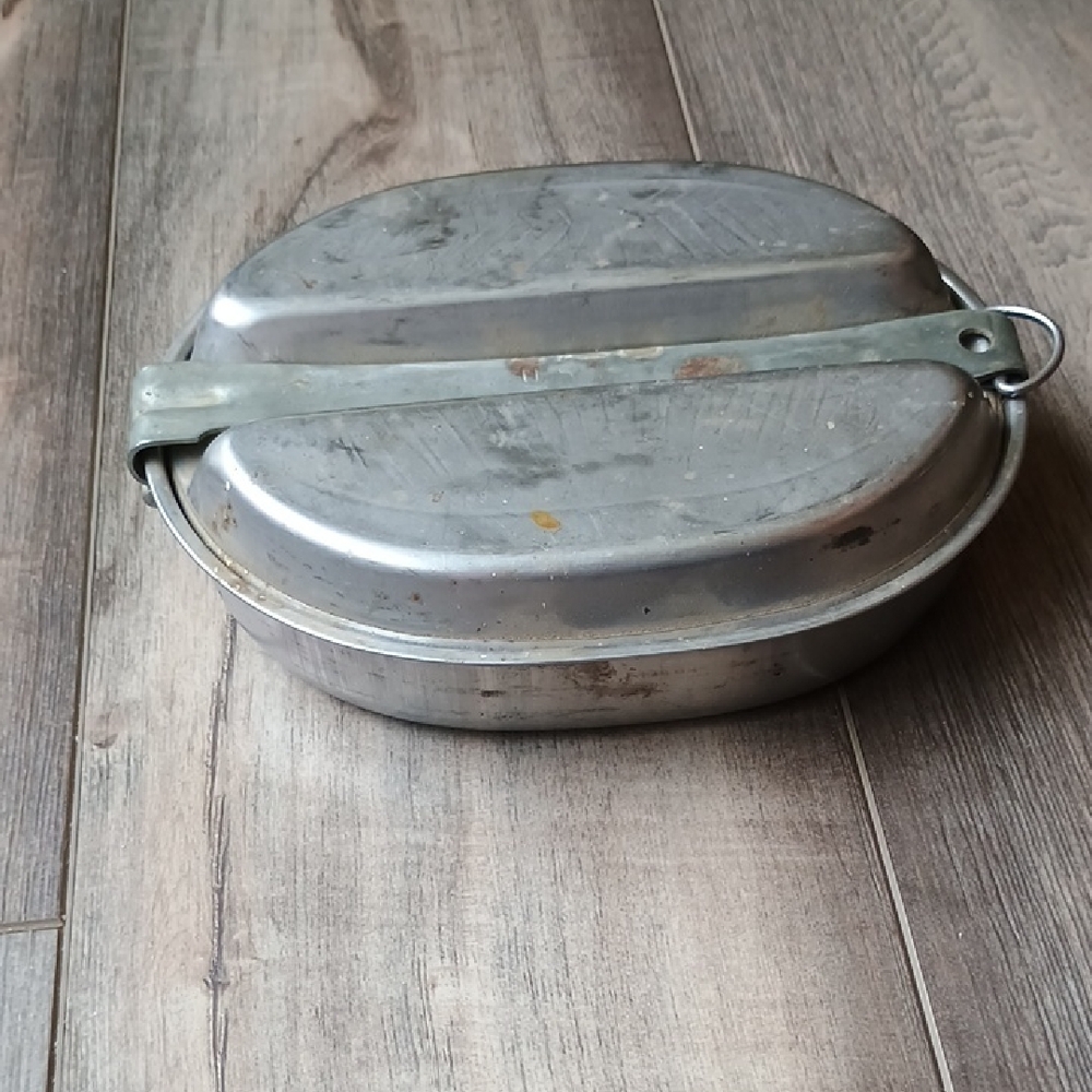 Vintage  Mess Hall Kit US Military/Camping